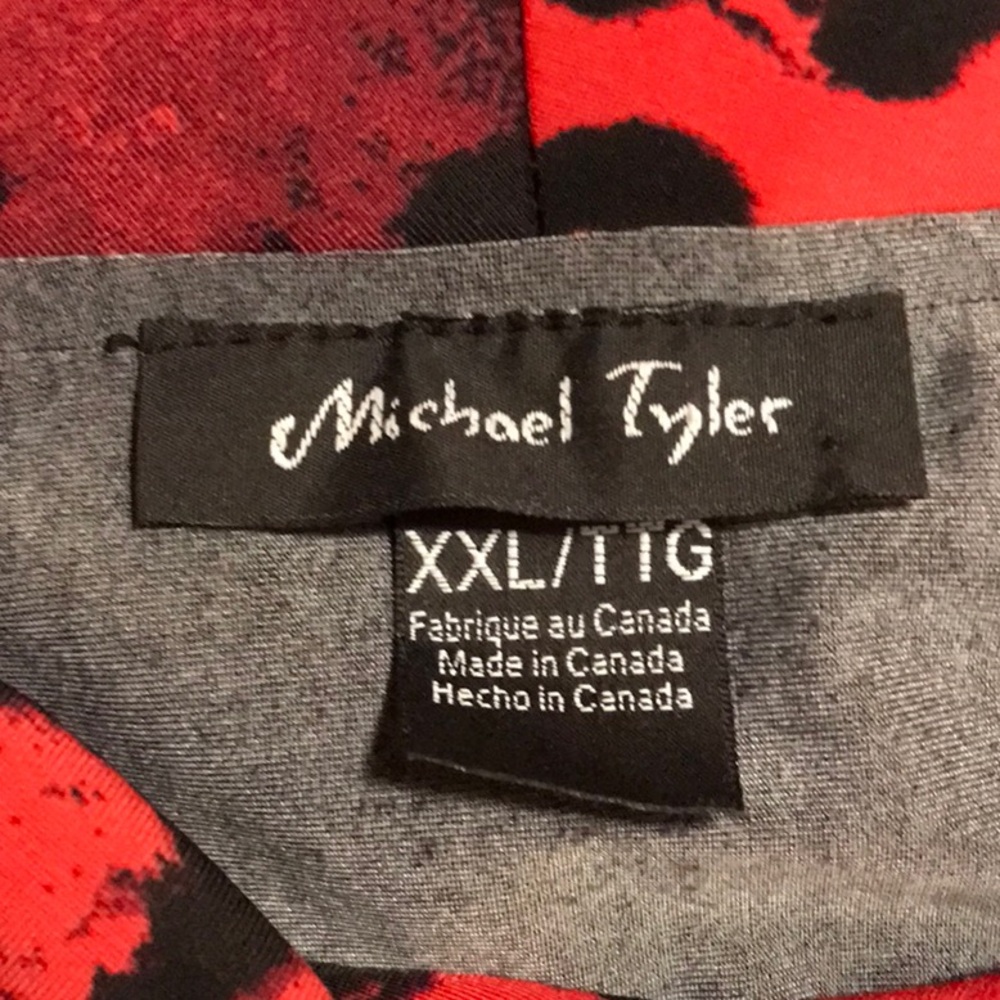 Michael Tyler Tunic - Picture 8 of 10